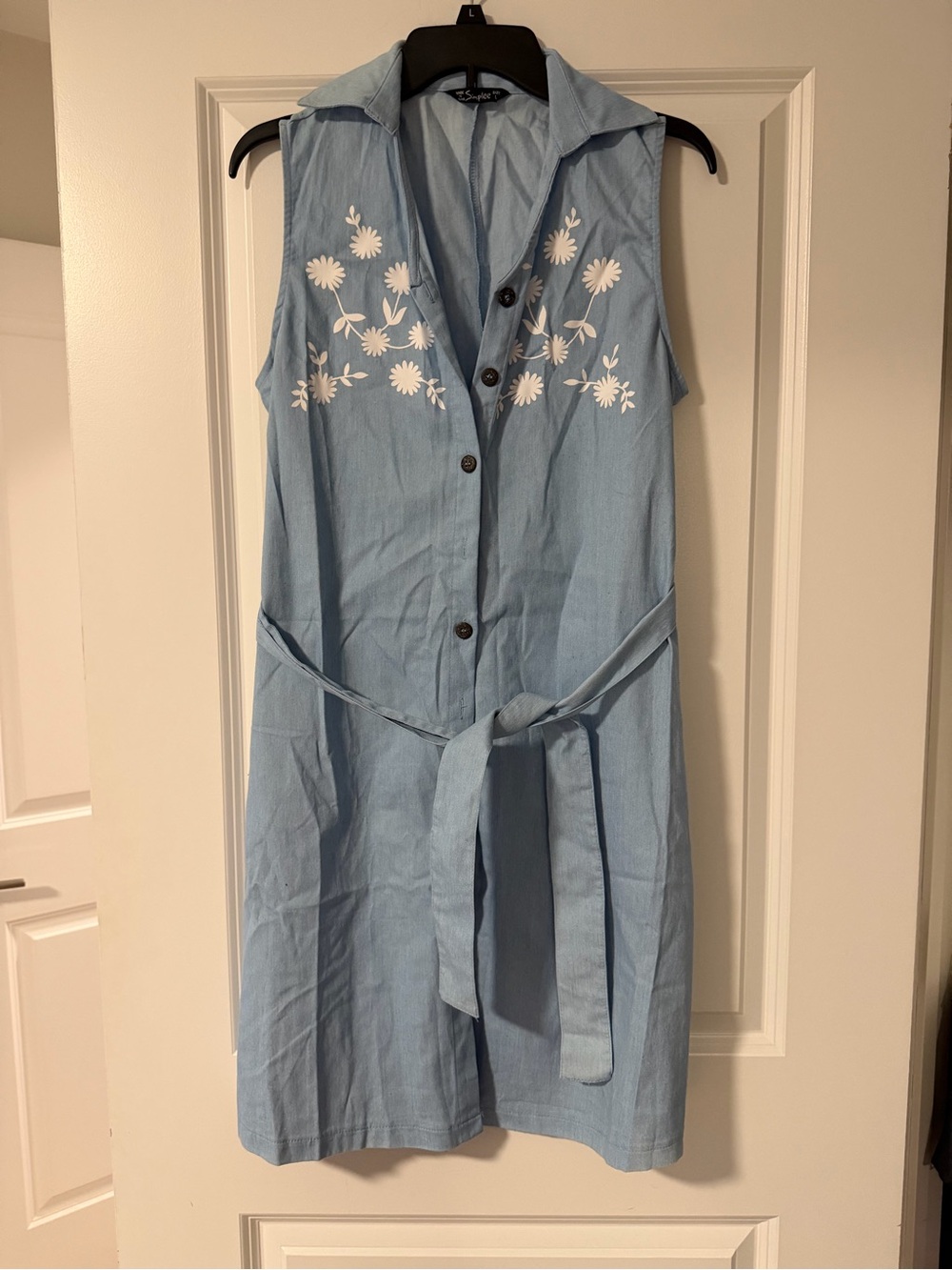 Macy's Light Blue Sleeveless Embroidered Midi Dress
